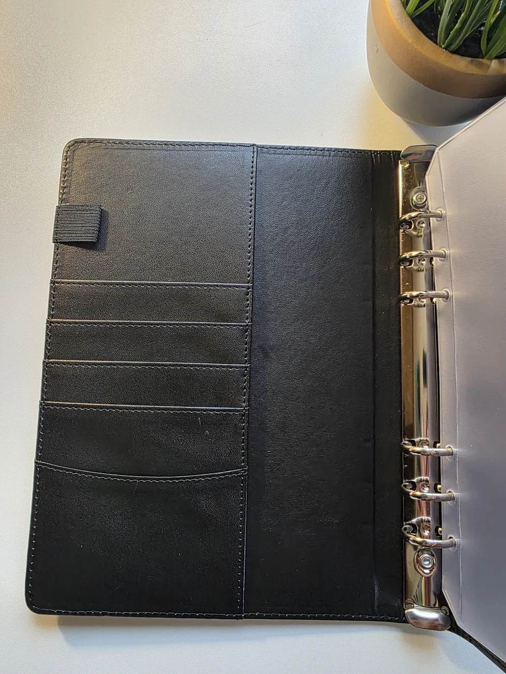 A5 Binder With 6 Sleeves